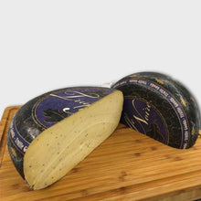 Load image into Gallery viewer, Truffle Gouda 100-120g
